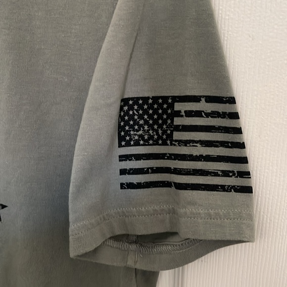 Under Armour Freedom Shirt - Picture 2 of 4